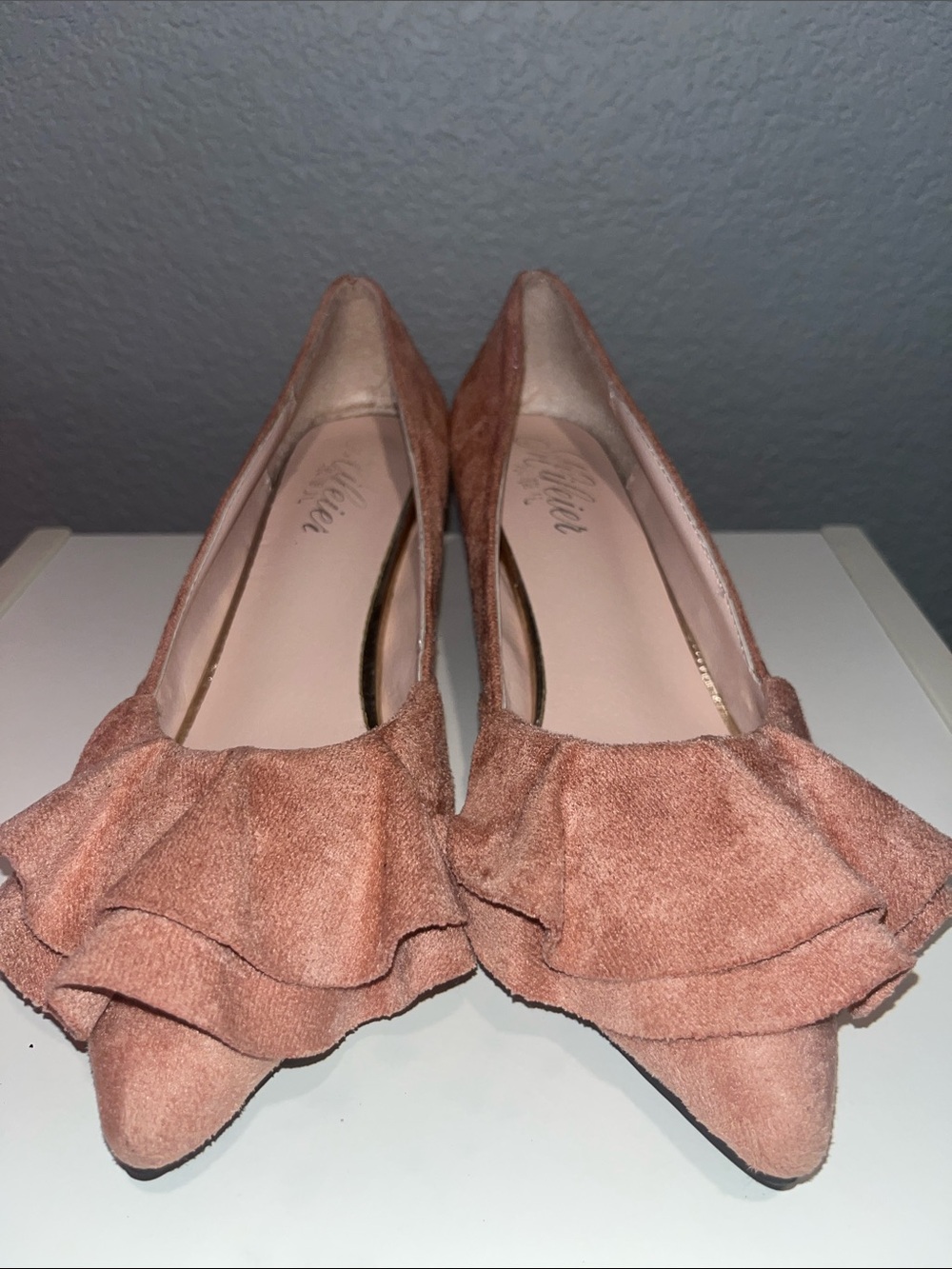 Dusty Rose Suede Kitten Heel. (Korean brand)